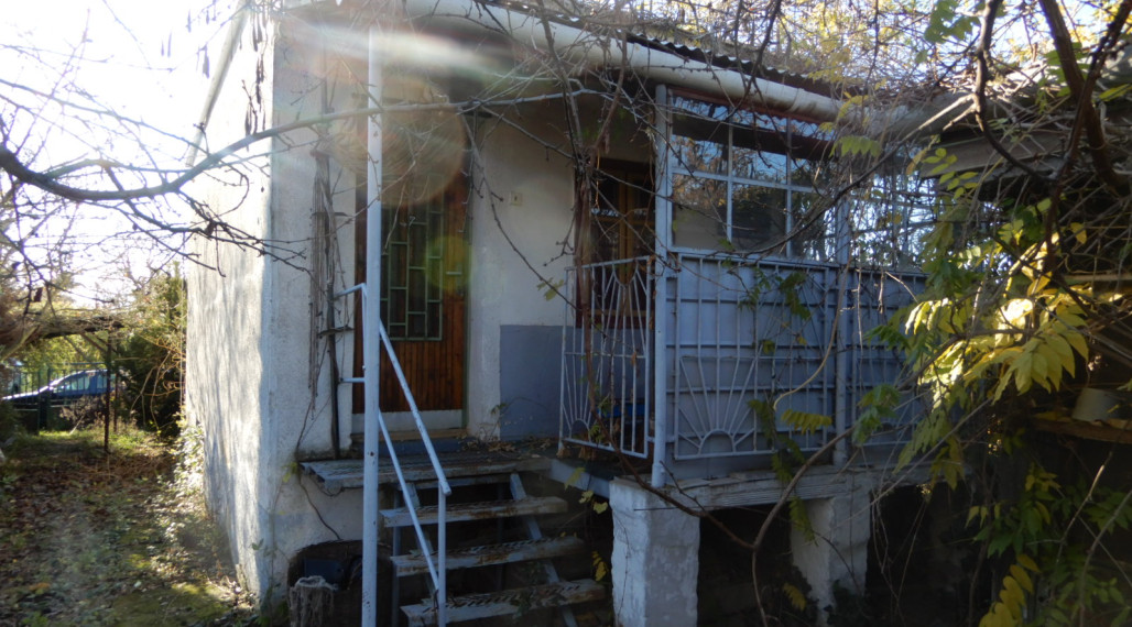 Slnečný viničný dom, 18 m2, Strážny Vrch, okr. Levice