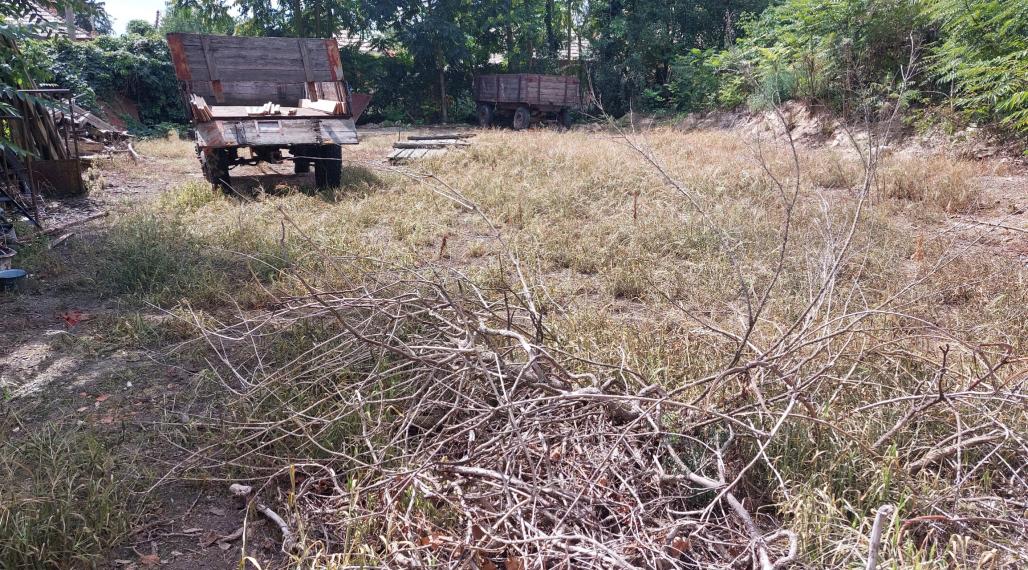 Pozemok, 1058 m2, BONUS ďalšia parcela,  Keť, okr. Levice