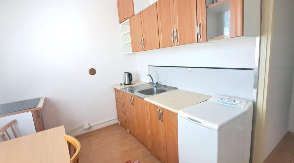 PRENÁJOM  2-izbový byt s lodžiou v centre Zvolena