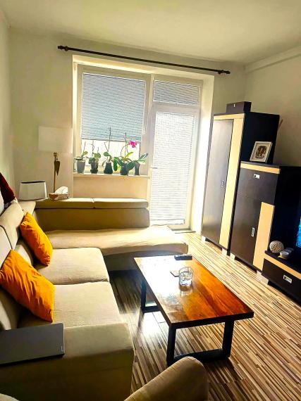 Prenájom 2 izbového bytu v Žiari nad Hronom o výmere 66m2