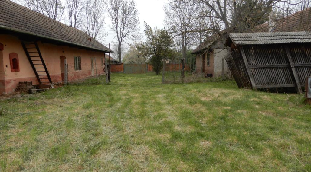 MOŽNÁ DOHODA! Rodinný dom, 130 m2, Lok, okr. Levice