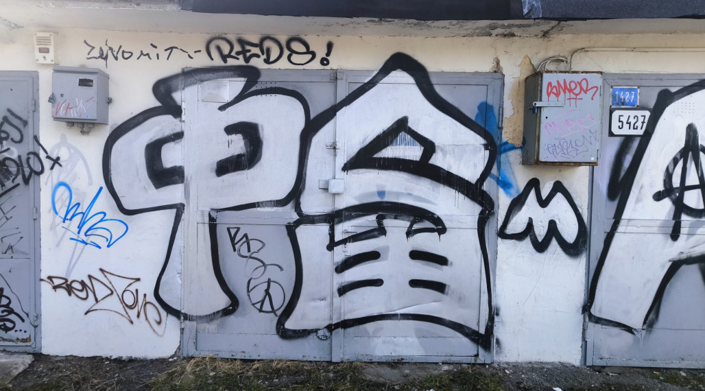 GARÁŽ S VLASTNÝM POZEMKOM, 19m2, ŽILINA - HLINY IV.