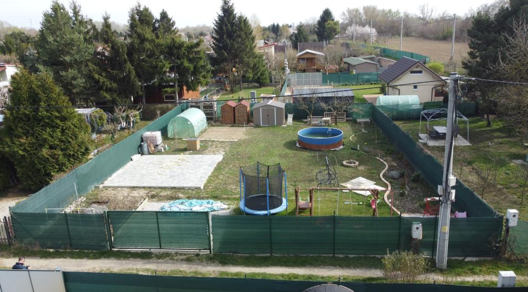 Dvojzáhrada v Kráľovej nad Váhom pri Váhu o výmere 523 m2 EXKLUZÍVNE