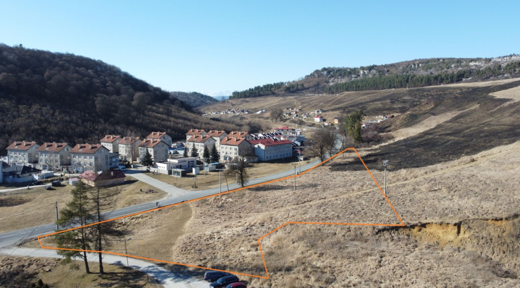2,354 ha v Žehre: Architektonická výzva pod Dreveníkom s trvalým výhľadom