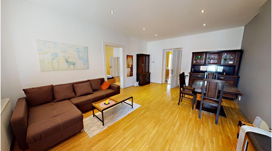 STAROMESTSKÝ 2-IZBOVÝ BYT S BALKÓNOM, 87m2, ŽILINA - CENTRUM