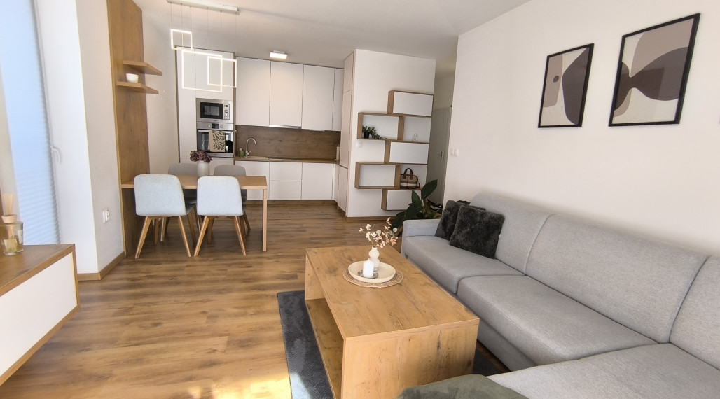 Na predaj 2 izbový byt s balkónom v novostavbe v Poprade.