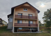 NA PREDAJ! VEĽKÝ RODINNÝ DOM v obci ZÁBORSKÉ pozemok 1060m2 - fotografia 12