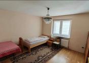 NA PREDAJ! VEĽKÝ RODINNÝ DOM v obci ZÁBORSKÉ pozemok 1060m2 - fotografia 7