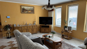 5 izbový rodinný dom v Šali + menší domček pre rodičov
