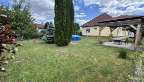 5 izbový rodinný dom v Šali + menší domček pre rodičov