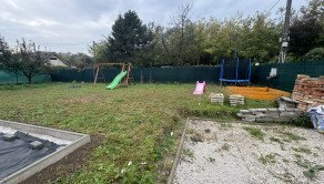 Dvojzáhrada v Kráľovej nad Váhom pri Váhu o výmere 523 m2 EXKLUZÍVNE