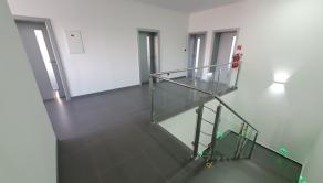 Moderní kancelárske priestory+3izb.byt, Piešťany,Ststaničná