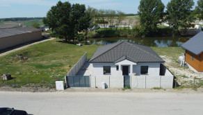 Dom pri jazere - 4 izbová novostavba Trstice- Znížená cena