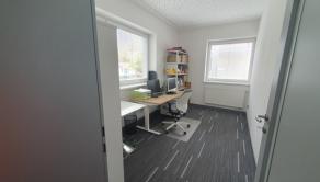 Moderní kancelárske priestory+3izb.byt, Piešťany,Ststaničná
