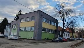 Moderní kancelárske priestory+3izb.byt, Piešťany,Ststaničná