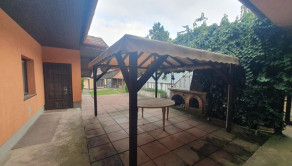 Rodinný dom 5iz.1438m2+garáž+4x parkov. Dolné  Dubové pri TT