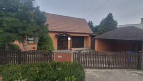 Rodinný dom 5iz.1438m2+garáž+4x parkov. Dolné  Dubové pri TT