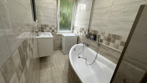 Prenájom zariadený 2-izbový byt 48m2 A. Hlinku, Piešťany