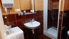 REZERVOVANÉ. Útulný rodinný dom, 130 m2, Hronské Kľačany, okr. Levice