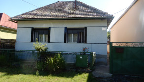Rodinný dom, 140 m2, garáž, Hontianske Trsťany, okr. Levice