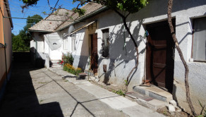 Rodinný dom, 140 m2, garáž, Hontianske Trsťany, okr. Levice