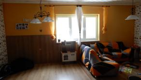 Rodinný dom,140 m2,garáž,letná kuchyňa,Hronovce, okr. Levice