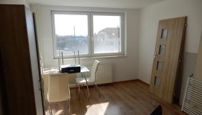 Slnečný 3 izbový byt, 86 m2, balkón, Demandice, okr.  Levice