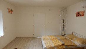 Útulný Rodinný dom, 130 m2, rekonštrukcia, Zbrojníky, okr. Levice