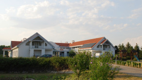 Vila Ranč - Krásna príroda, jazero, chov koní, apartmány, bazén, bowling, spoločenské akcie, kopec prírody, športu a relaxu