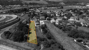 STAVEBNÝ POZEMOK 10 MIN. OD CENTRA, 800m², ŽILINA - BYTČICA