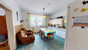 RODINNÝ DOM TERCHOVÁ - VYŠNÉ KAMENCE, POZEMOK 2398 m²