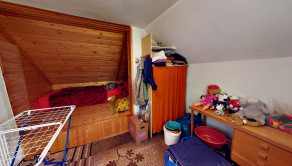 RODINNÝ DOM TERCHOVÁ - VYŠNÉ KAMENCE, POZEMOK 2398 m²