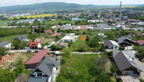 Krásny pozemok na stavbu 1 alebo 2 rodinných domov Zlaté Moravce