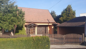 Zaujímavý dom 5iz.1438m2+garáž+4x park. Dolné  Dubové pri TT