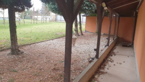 Zaujímavý dom 5iz.1438m2+garáž+4x park. Dolné  Dubové pri TT