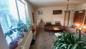 Rodinný dom v Slovenskom Grobe, 110 m2 – veľký pozemok 2 142 m² , všetky IS