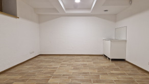 Prenájom pre pestrú ponuku služieb pešia zóna Šaľa 200 m2 alebo po miestnostiach