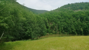 EXKLUZÍVNE: Rozprávkový pozemok 1 708 m2 priamo na brehu Hornádu – Margecany