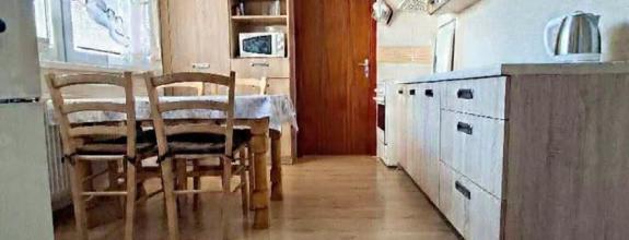 PRIESTRANNÝ 3-izbový byt (74 m²) s loggiou a moderným murovaným jadrom v Gelnici