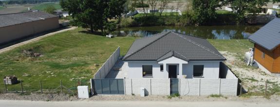 Dom pri jazere - 4 izbová novostavba Trstice- Znížená cena