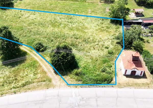 Stavebný pozemok v malebnej obci Ostrý Grúň o výmere 1697 m2