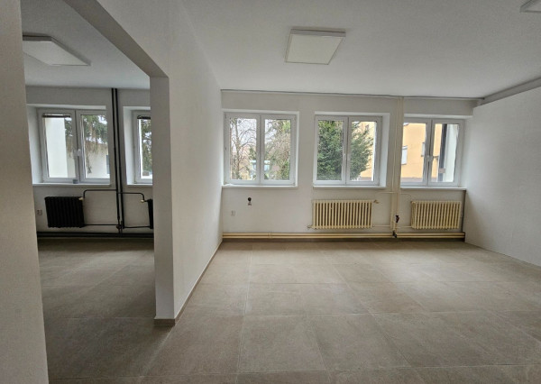 lukratívne komerčné priestory v Galante, oproti Lidlu!