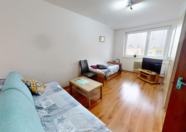 1-izbový zariadený byt 37m2, tehla Exkluzívne na predaj Piešťany