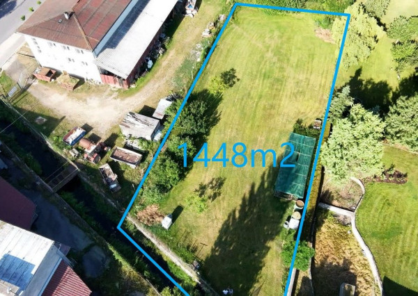 Stavebný pozemok v strede obce Kosorín o rozlohe 1448 m2 za výbornú cenu 63 000 €