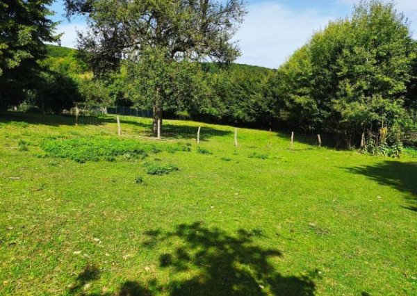 Pekný pozemok v obci Podkylava o výmere 1560m2.