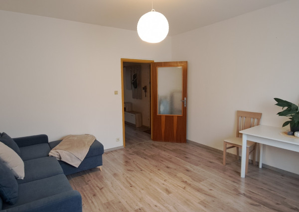 Dvojizbový priestranný byt na prenájom v časti Pod Vŕšky