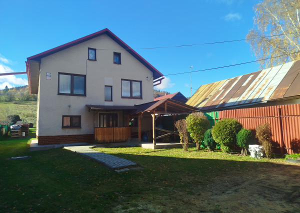 Rezervované.Dvojpodlažný rodinný dom v Nálepkove o celkovej rozlohe 2249 m2