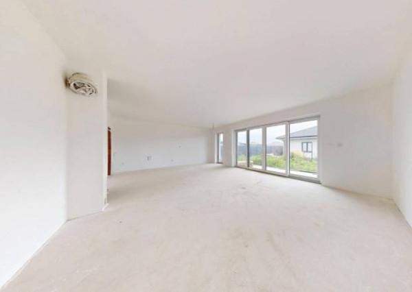 Moderný skolaudovaný  bungalov, 536m2, Karasová ulica Senec