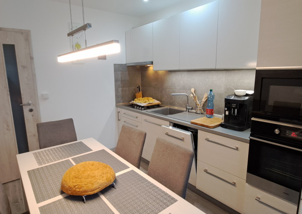 Exkluzívny 3izbový byt aj s garážou po rekonštrukcii