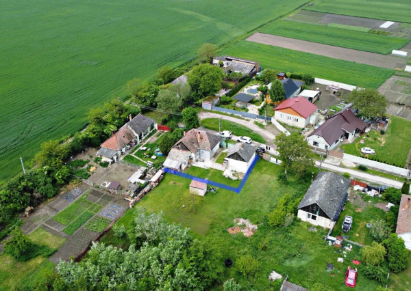 Stavebný pozemok 1 767m2 v tichej lokalite | Tomášikovo